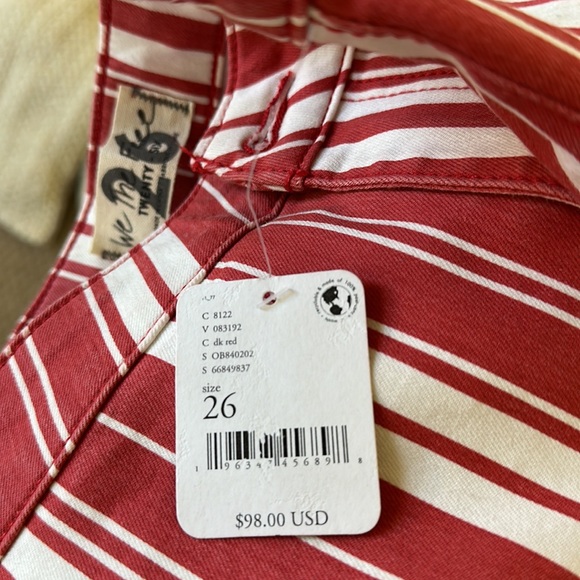 Free People Flare Jeans NWOT - Picture 2 of 2